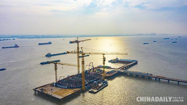 在漢央企首(shou)創橋梁智能(neng)溫控系統，助(zhu)力世界zui大跨(kua)度公鐵兩用(yong)斜拉橋建設(she)