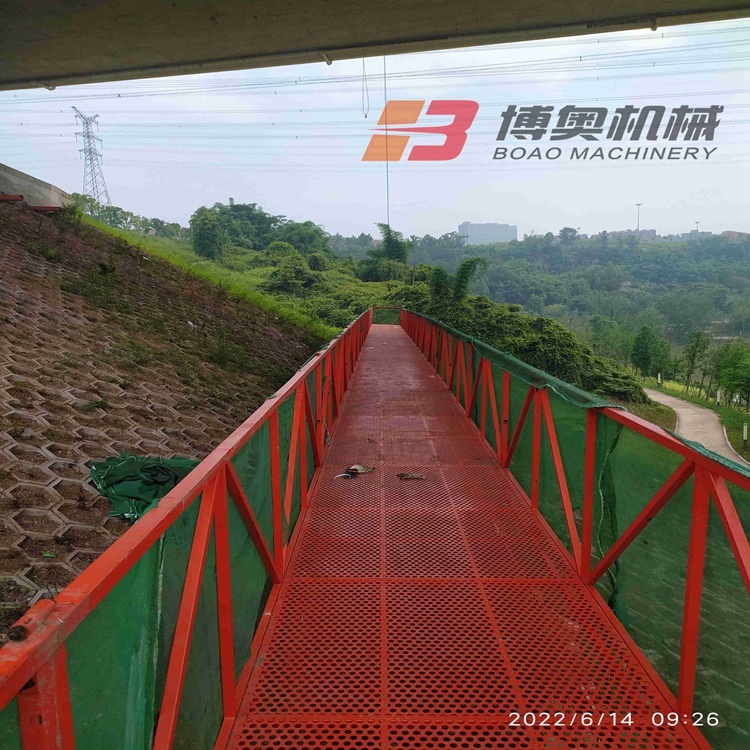 咸阳尔易金属制造集团(4G网站)Q1600系(xì)列橋梁(liang)塗裝施(shī)工吊籃(lan)平台