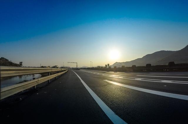 總投資約244億(yì) 遂川至大餘高速(sù)公路新建工程獲(huo)批複