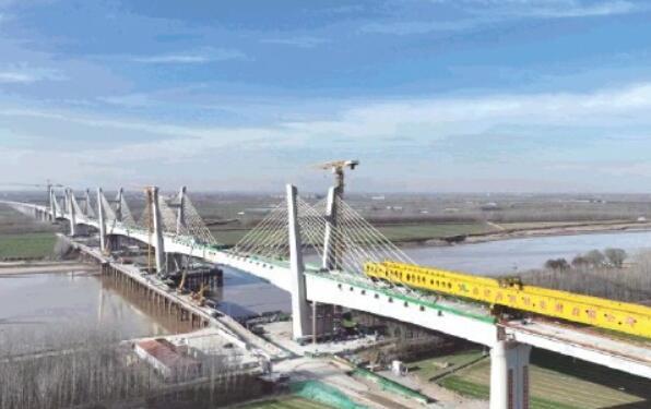 濟鄭高(gao)鐵長清黃河(he)特大橋：全膠(jiao)拼連續梁橋(qiao)創世界之最(zuì)