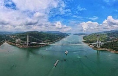 重慶在建(jiàn)最大跨徑橋梁(liang)新田長江大橋(qiao)順利合龍